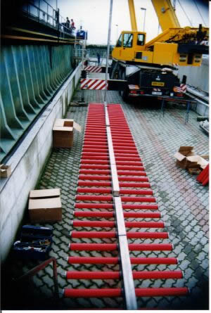 Full-tank extraction — multi-position manifold